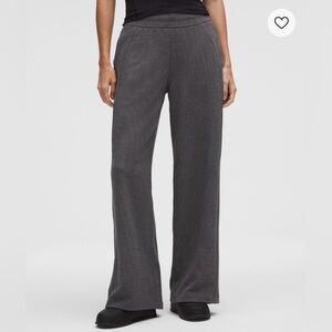 lululemon athletica Scuba Mid-Rise Wide-Leg Pant Waffle